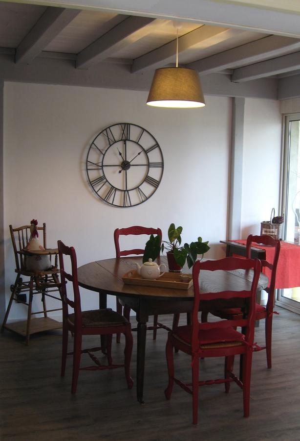 Le Clos De La Roche Goven Bagian luar foto